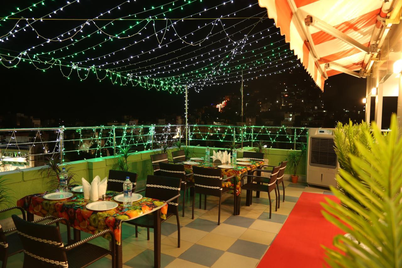 HOTEL MADNI ROYALE  Ajmer Bagian luar foto