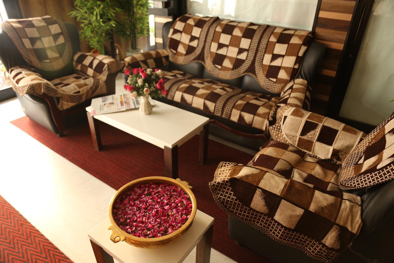 HOTEL MADNI ROYALE  Ajmer Bagian luar foto