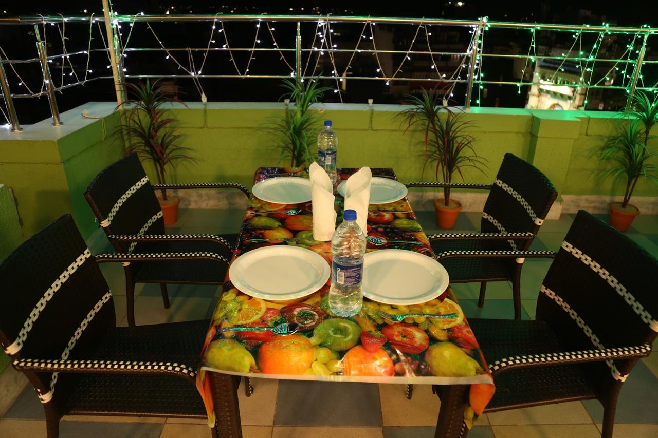HOTEL MADNI ROYALE  Ajmer Bagian luar foto