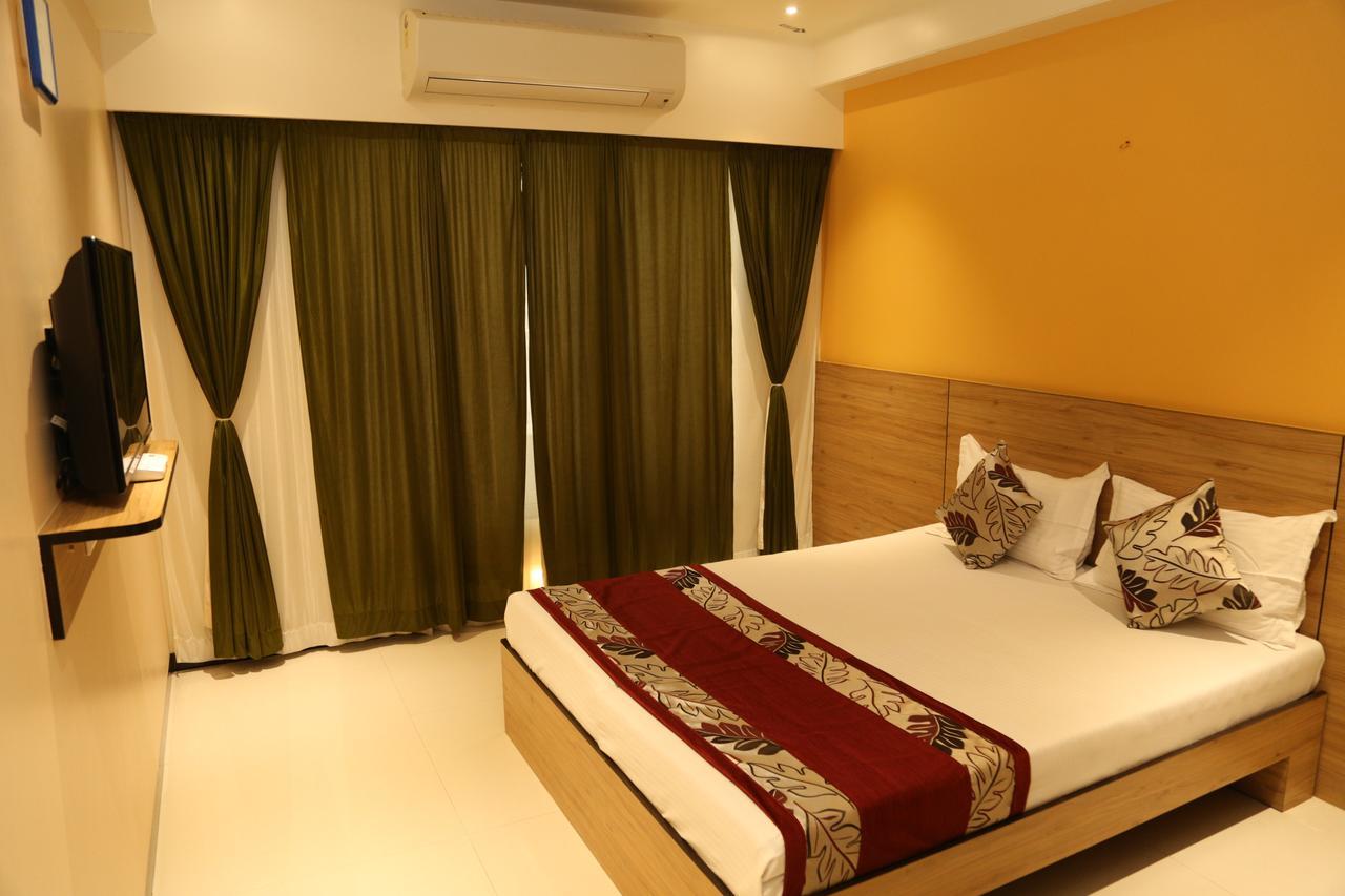 HOTEL MADNI ROYALE  Ajmer Bagian luar foto