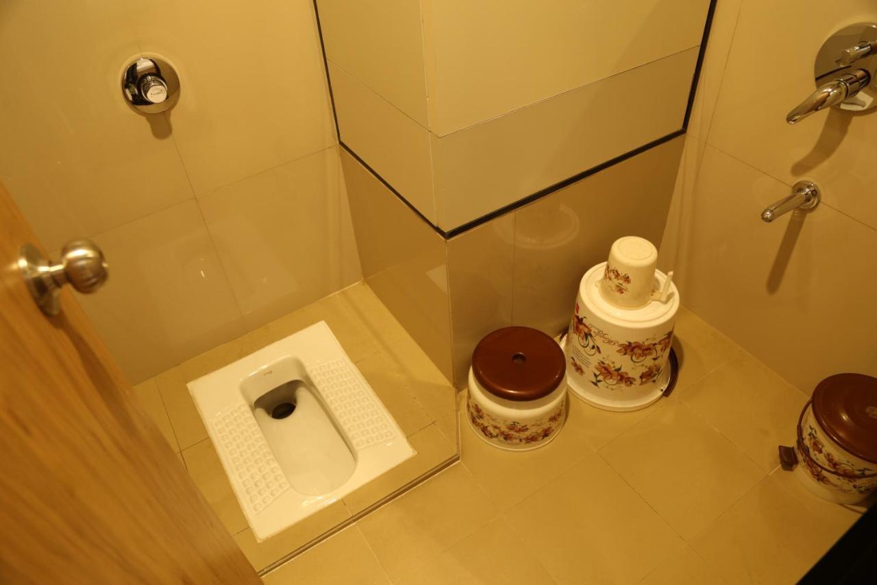 HOTEL MADNI ROYALE  Ajmer Bagian luar foto